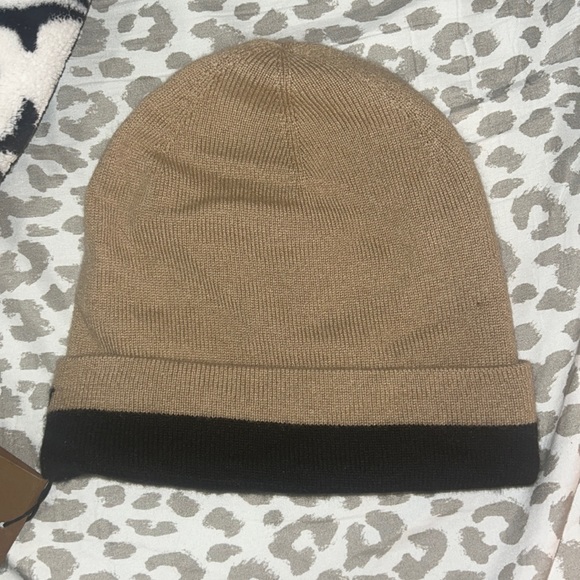 Burberry beanie never worn with tags! - Picture 2 of 4
